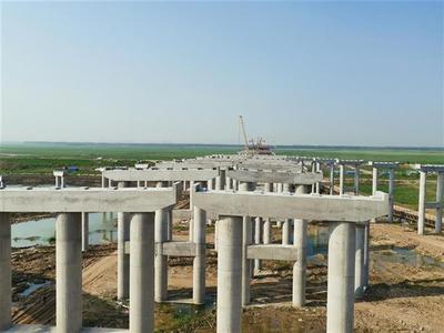 武漢段府河大橋獲評“交通工程示范工地”，樹立行業建設新標桿